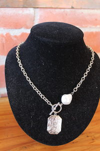 Fob Necklace with Pendant and Baroque type pearl - Blue Moon Rummage