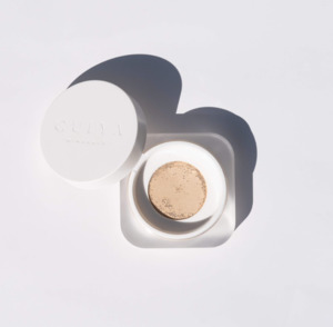 Makeup: GUIYA Hybrid Mineral Powder - Walnut Wood