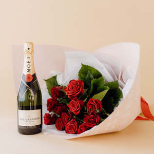 1 dozen Red Roses + Moët 750ml