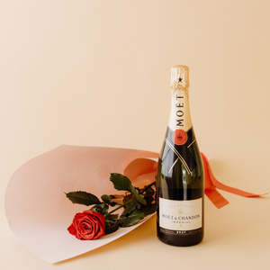 All: Single Rose wrap + Moet