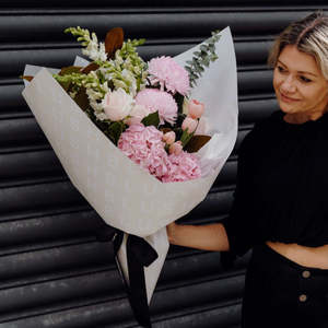 All: THE PASTEL WRAPPED BOUQUET