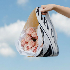 All: Mother's Day Rose Bouquet Carrier