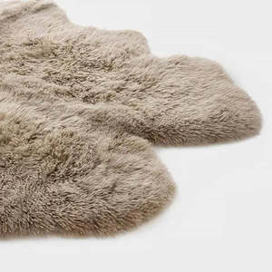 Wilson Dorset: Sheepskin Rug Quarto 40-50MM