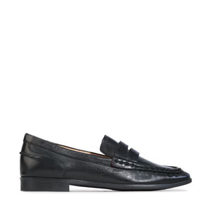 Footwear: EOS - Gana Loafer // Black