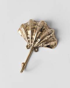 Brass: BRASS CLAM WALL HOOK