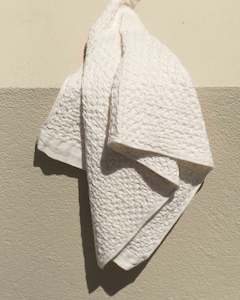 Beach And Outdoor: WAFFLE HAND TOWEL CREAM