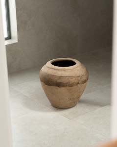 Pots Vases: BHURMA POT MEDIUM
