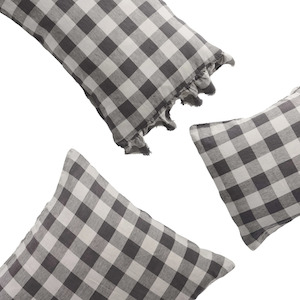 Pillowcases: Licorice Gingham Pillowcase Sets