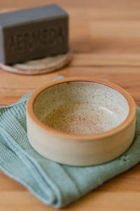 Bath Body: Shaving Soap - Beige Pottery