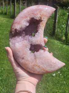 Crystals: Pink Amethyst - Man in the Moon
