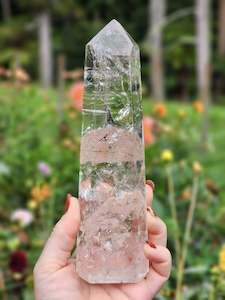 Towers: Crackle Quartz Tower