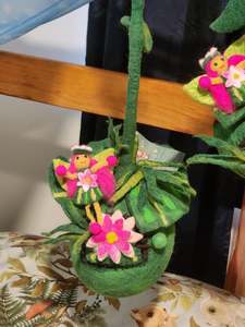 The Woodlands: Lilly pod with Faery - large