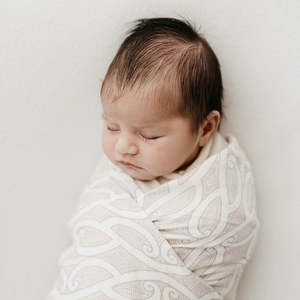 Pepi Wraps: Te Pātiki Pēpi Wrap | Mocha
