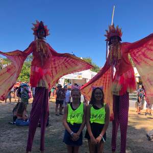 Sayitinbold: Grace & Aaliyah rock our Bold AF Singlet - Location: Womad 2020 NZ