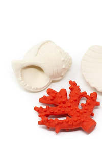 Bath: Whelk Shell Teether