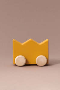 Raduga Grez: Crown Vehicle