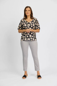 Products: Paris Capri Pants