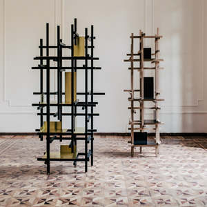 Shelving: Trama