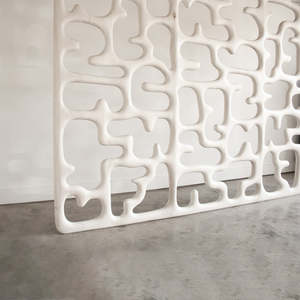 Screens: Figura Screen Wall