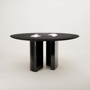 Eternel Sans Temps Dining Table Round - Black Edition