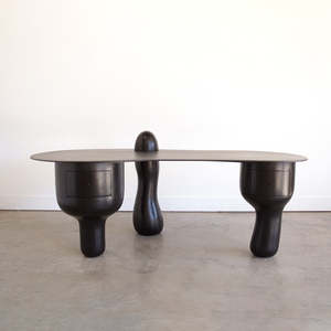 Desks: Forma Desk