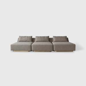 Atra: Outdoor Oberon Sofa