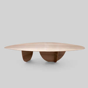 Atra: Pebble Dining Table
