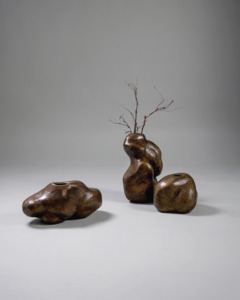 Ludwig Vase Sculpture