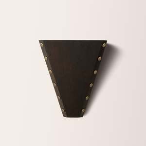Lighting: Stud Sconce Pyramid 1 Large