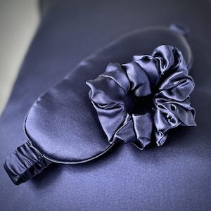 Mulberry Silk Pillowcase Gift Set | Navy