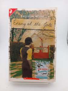 Nz Fiction: Enemy At the Gate by Philippa Werry