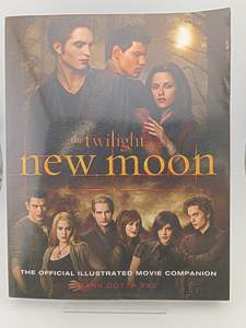 Fantasy: The Twilight Saga: New Moon--The Official Illustrated Movie Companion by Mark Cotta Vaz