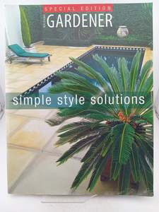 Gardening: Simple Style Solutions (New Zealand Gardener) by Sarah Beresford