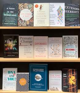 Newarrivals: One-off Evolution & Nature Bargain Book Box ON1689