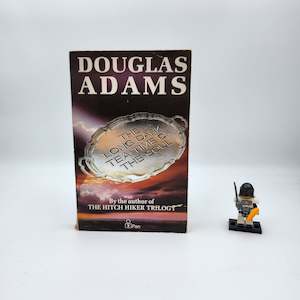 The Long Dark Tea-time of the Soul (Dirk Gently #2) - Douglas Adams