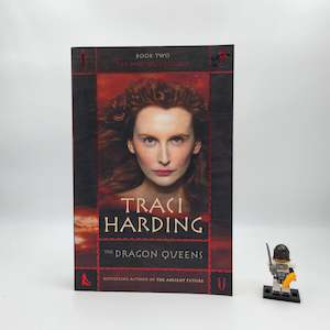 The Dragon Queens (Mystique Trilogy #2) - Traci Harding