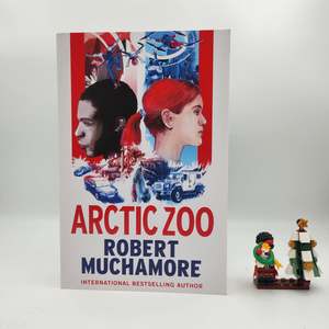Young Adult Books: Arctic Zoo - Robert Muchamore