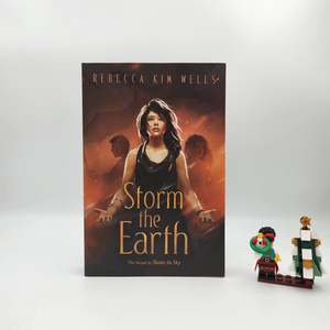 Young Adult Books: Storm the Earth (Shatter the Sky #2) - Rebecca Kim Wells