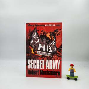 Action: Secret Army (Henderson's Boys #3) - Robert Muchamore