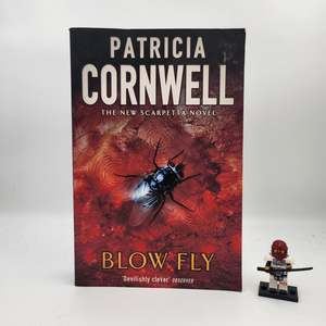 Under 5: Blow Fly (Kay Scarpetta #12) - Patricia Cornwell