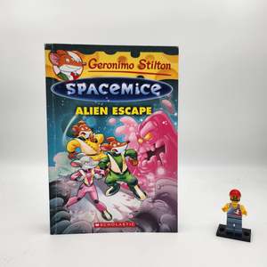 Alien Escape (Geronimo Stilton Spacemice #1) - Geronimo Stilton