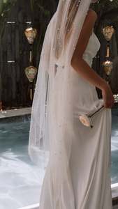 Pearl Whispers Veil