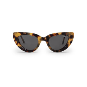 Sunglasses: Rhia | Tort