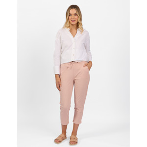 10: 7/8 Length Skinny Leg Pants Soft Pink