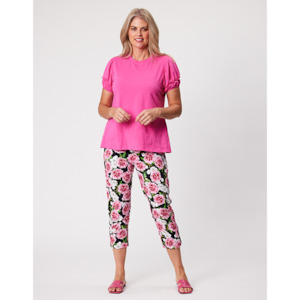 18: Isla T-Shirt Hot Pink