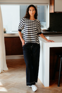 8: Havana Top Navy Check