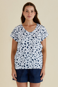 Ayla V-Neck Tee Spot Print