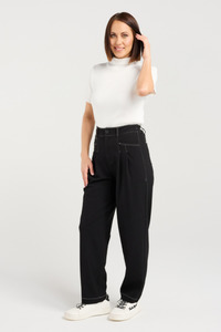 Maisie Pant Black
