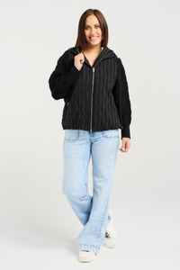 18: Jossie Jacket Black