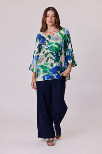 20: Seraphine Top Blue